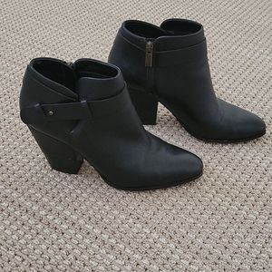 Dolce Vita booties
